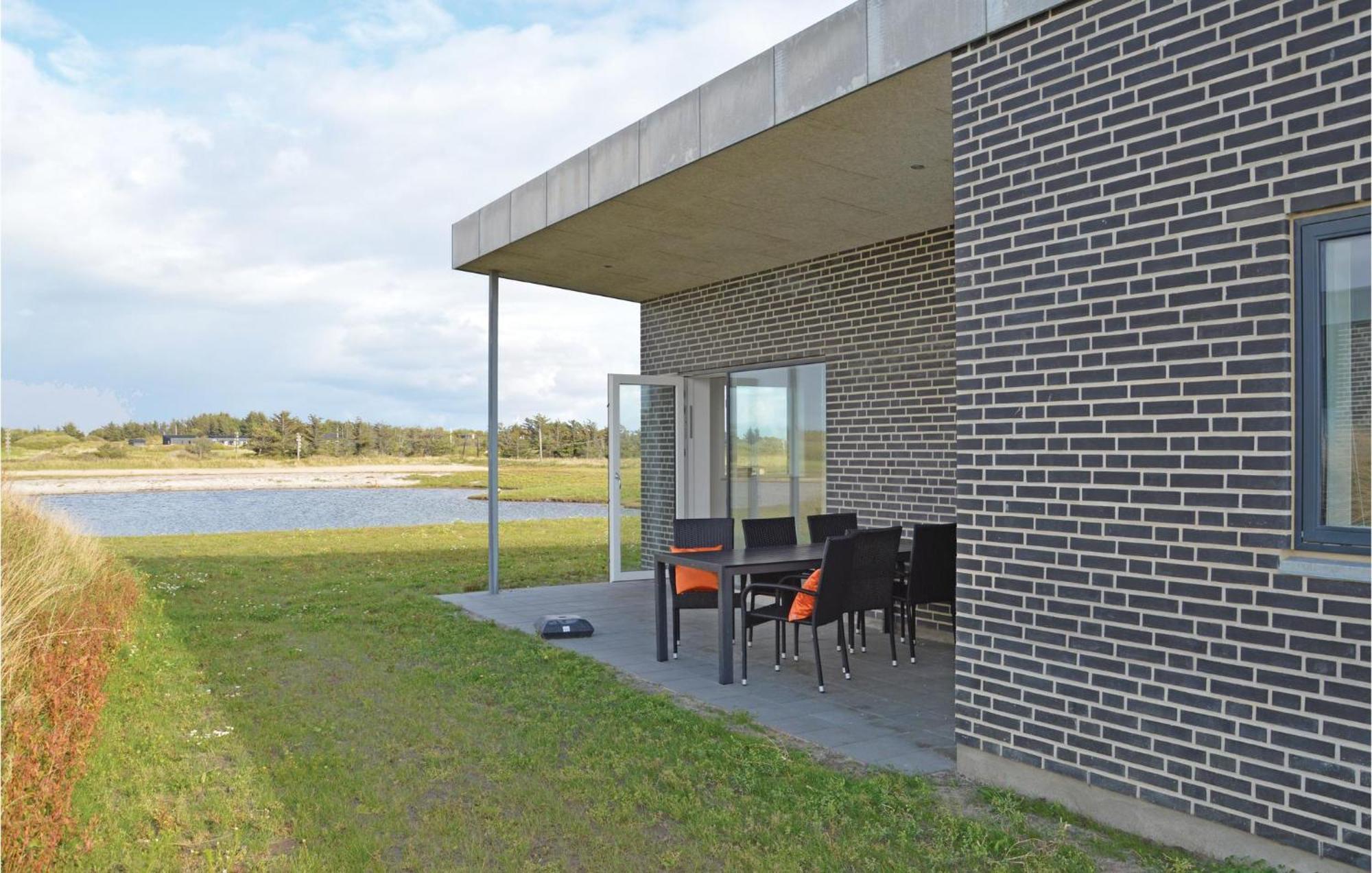 Gorgeous Home In Ringkobing With House A Panoramic View Sondervig Luaran gambar